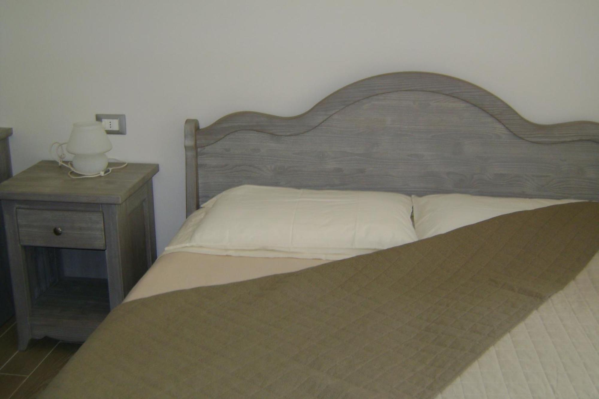 Affittacamere Rubino Guest House Ponte nellʼAlpi Buitenkant foto